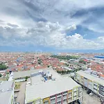 Spacious Studio Room At Mekarwangi Square Cibaduyut Apartment By Travelio